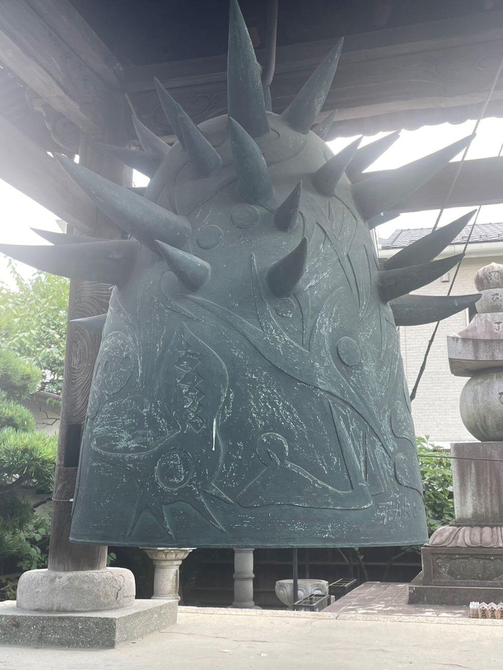 Nagoya – Kyukokuji Temple: Taro Okamoto’s Art Bell